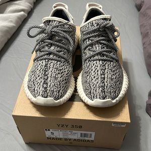 Yeezy 350 v1 Turtledove 5
